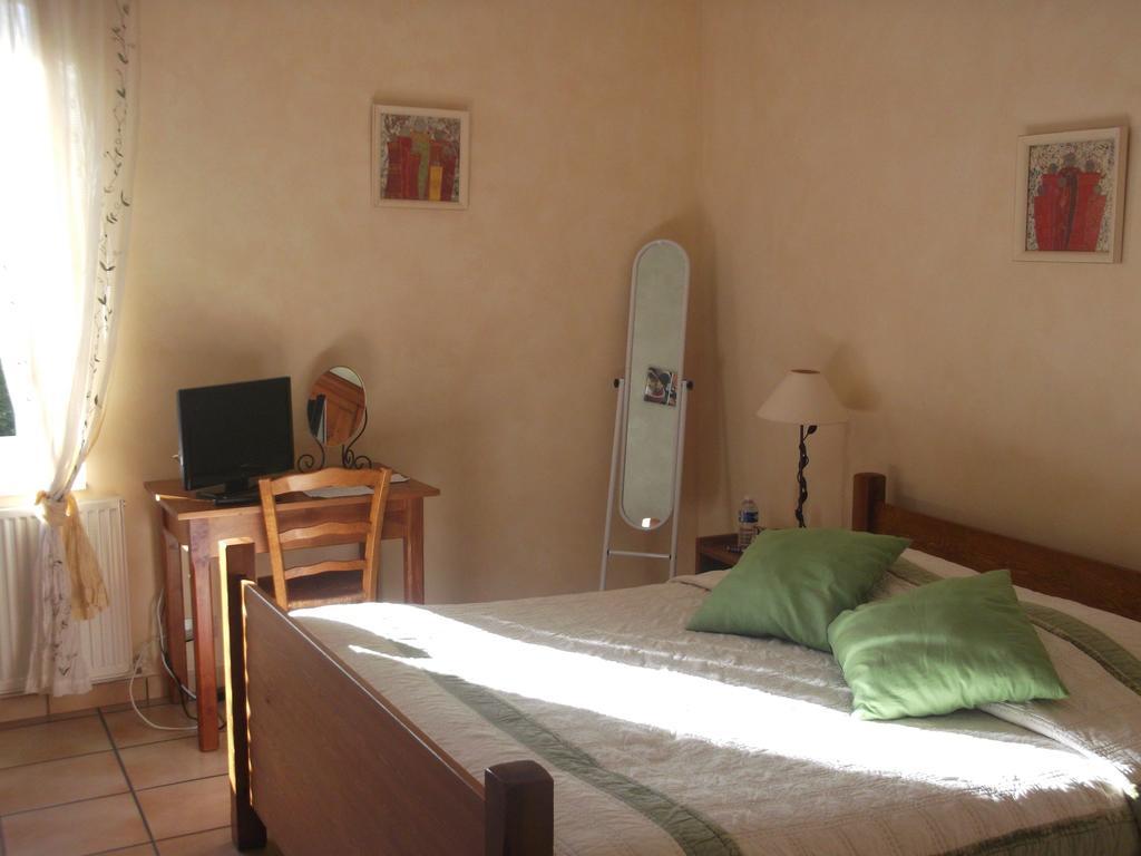Saint-Médard-en-Forez La Ferriere Bed & Breakfast 部屋 写真